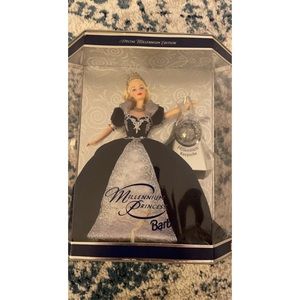 2000 Millenium Princess Barbie (Holiday Barbie)